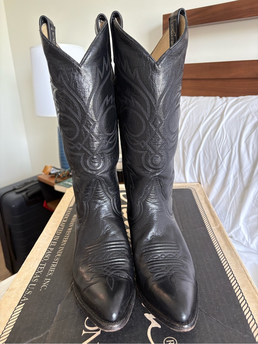 Vintage Larry Mahan Black Leather Western Boots with Embossed Stitching